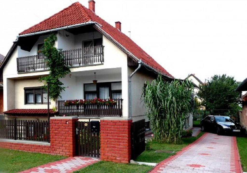 Margo Apartman Fonyod Exterior photo